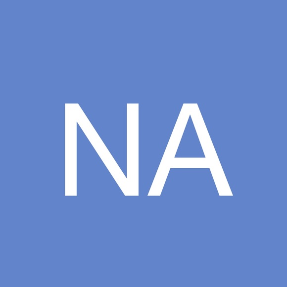 Profile Picture of Naseema Ahmadzai (@naseemaahmadzai) on Poshmark