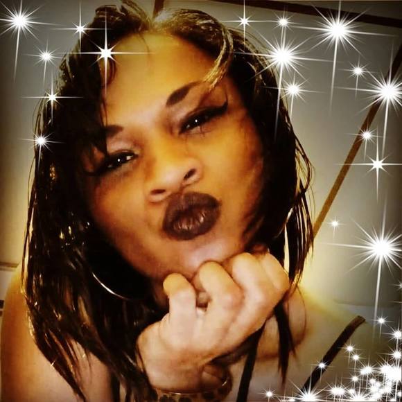 Profile Picture of Ruby Dennis (@rubydennis) on Poshmark