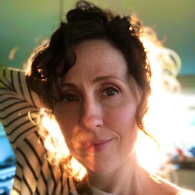 Profile Picture of Jane May (@MsJaneMay) on Twitter