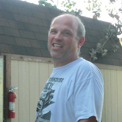 Profile Picture of David Licht (@earthdog2010) on Twitter