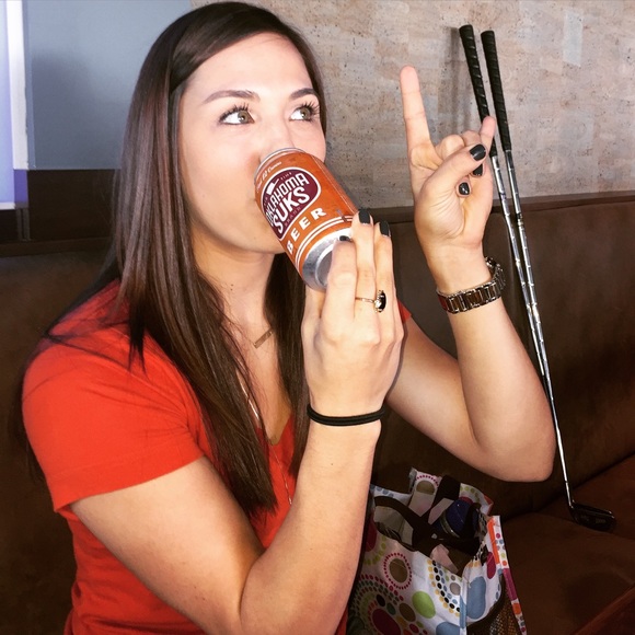 Profile Picture of Kadee Bludau (@kd_bludau) on Poshmark