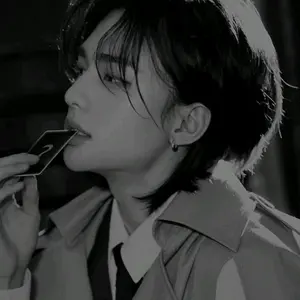 Profile Picture of °°Хён краш°° (@domara.com) on Tiktok
