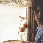 Profile Picture of شاعرانه های خانوم میم (@sherdoony) on Instagram