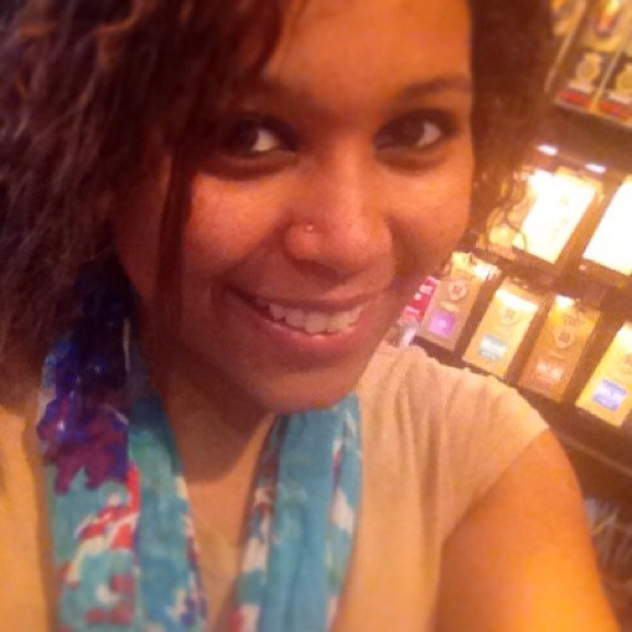 Profile Picture of Keeya Bailey (@keeya) on Poshmark