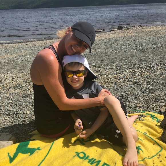 Profile Picture of Nancy Frost (@atc_lucky_finds) on Poshmark