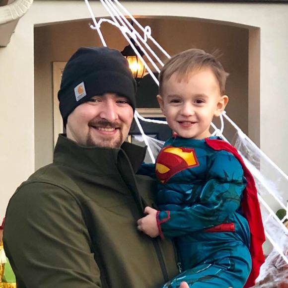 Marc Newell - Poshmark Profile Picture of Marc Newell (@dillonnewell19) on Poshmark