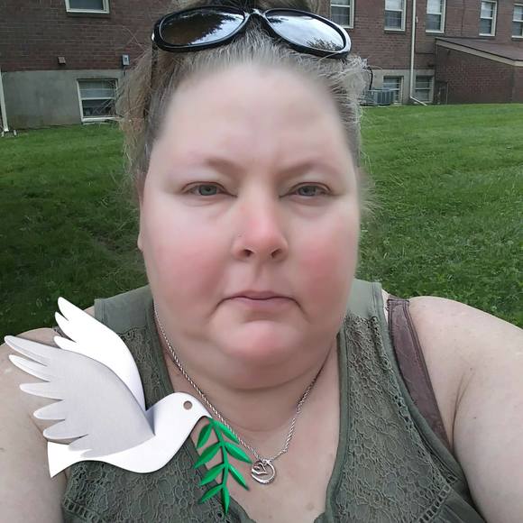 Profile Picture of Dawn Chaney kasier (@kasierd) on Poshmark