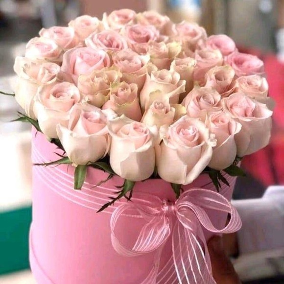 Profile Picture of Oksana Rudenkyy (@oksana585) on Poshmark