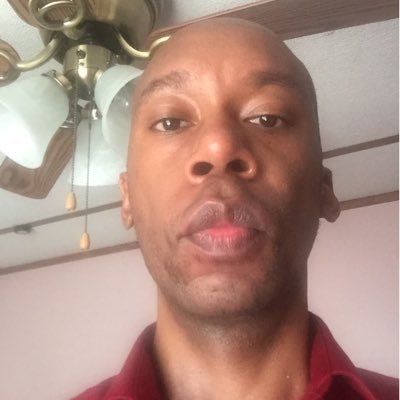Profile Picture of Corey Bu-Shea (@coreybking) on Twitter