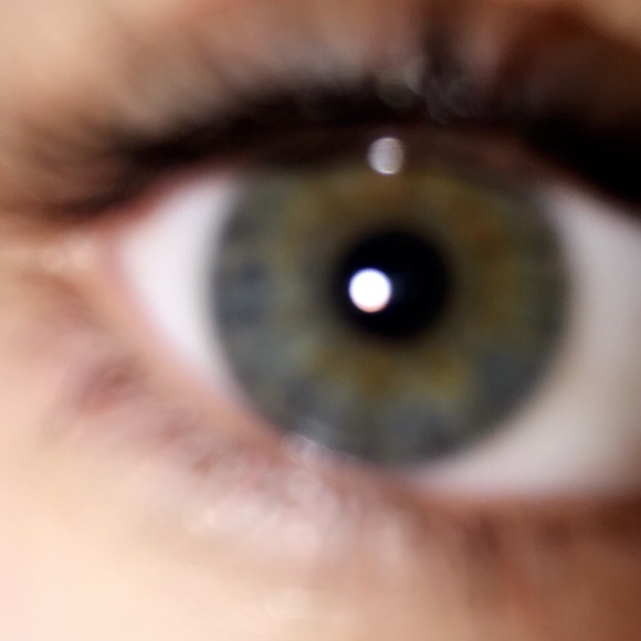 Profile Picture of Miranda Wozny (@mw0077) on Poshmark