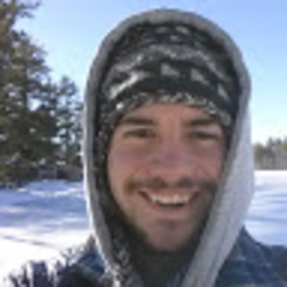Profile Picture of Robert Barnacle (@barnaclerobert) on Poshmark