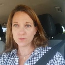 Profile Picture of Debra Irvine (@IrvineStiver) on Twitter