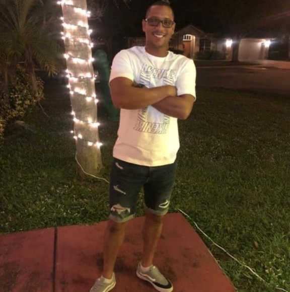 Thiago Silva - Poshmark Profile Picture of Thiago Silva (@thiagosilva501) on Poshmark