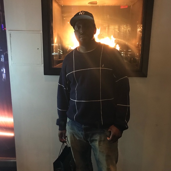 Profile Picture of Travis Green (@trav554) on Poshmark
