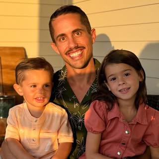 Profile Picture of Nicholas Bloom (@nicholas.bloom) on Instagram