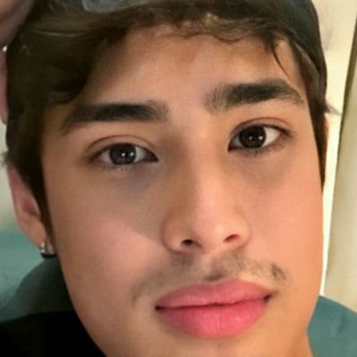 Profile Picture of Janine (@imintodonny) on Twitter