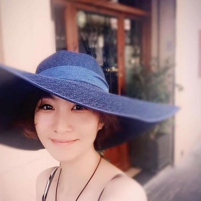 Profile Picture of Jacqueline Zhao (@jacquelinezhao2) on Twitter