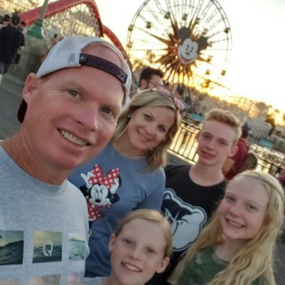 Profile Picture of Bryan Breeze (@chillinbreeze) on Twitter