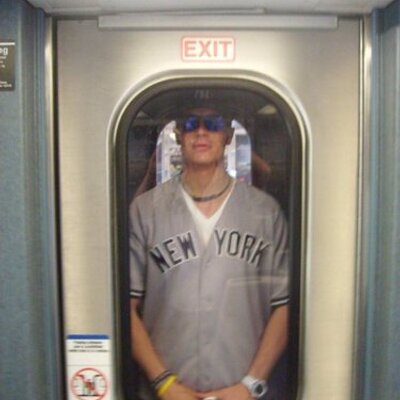 Profile Picture of Robert Luckett (@@RoBPLuckett) on Twitter