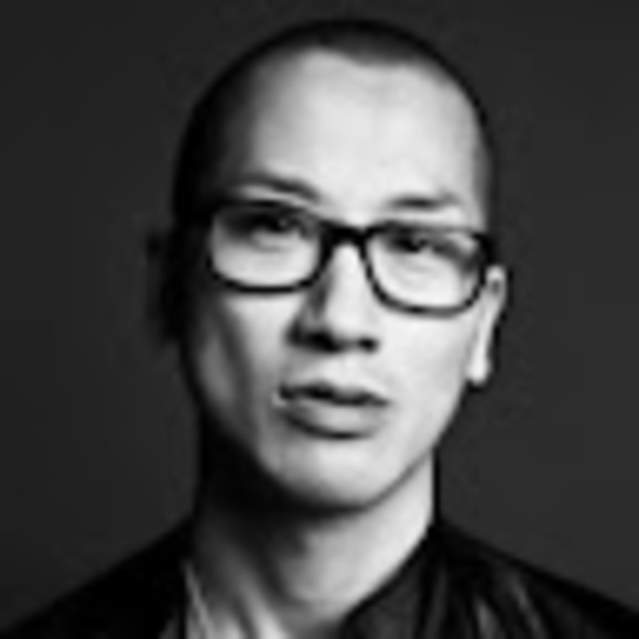 Profile Picture of Terry Wong (@wongter01) on Poshmark