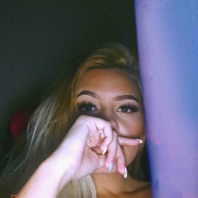 Profile Picture of Brigette Schmidt (@brischmi_) on Twitter