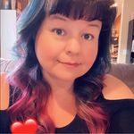 Profile Picture of Heather Van Fossen (@bratteelicious) on Instagram