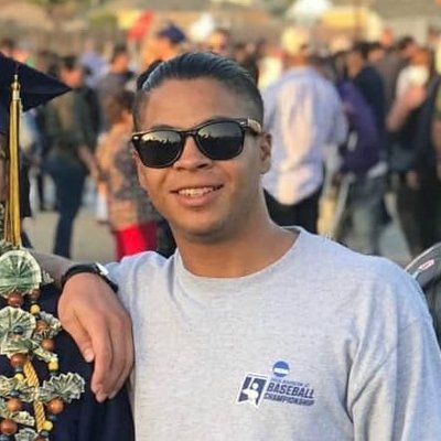 Profile Picture of D'Andre Sanchez (@Dee_sanchez2) on Twitter