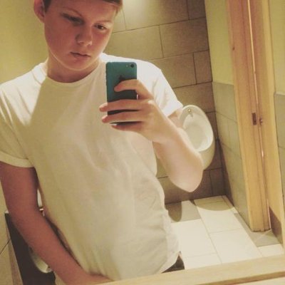 Profile Picture of LoganChadwick (@LoganChadwick7) on Twitter