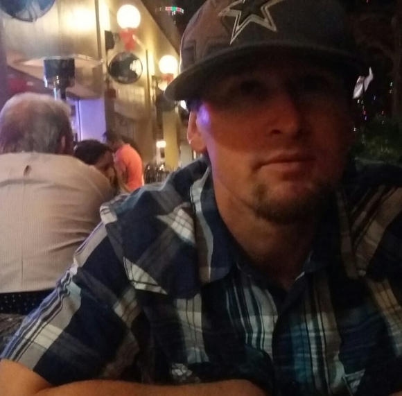 Profile Picture of Kevin Hendricks (@kandc2005) on Poshmark