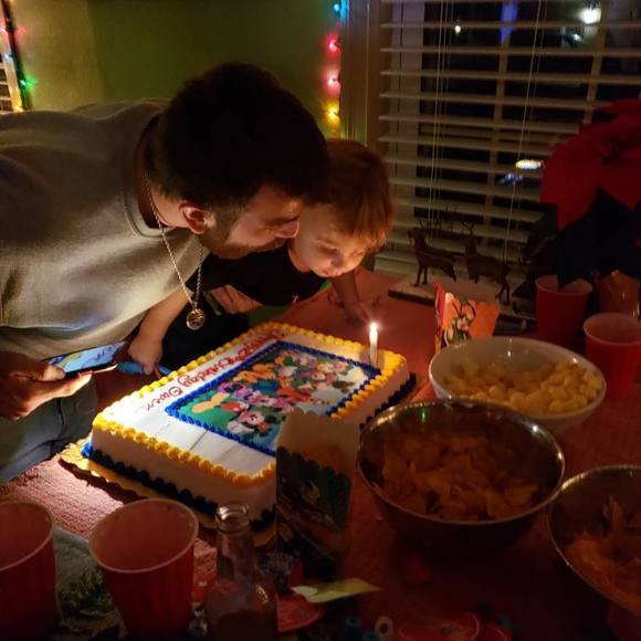 Profile Picture of Alex Yagley (@ayagley) on Poshmark