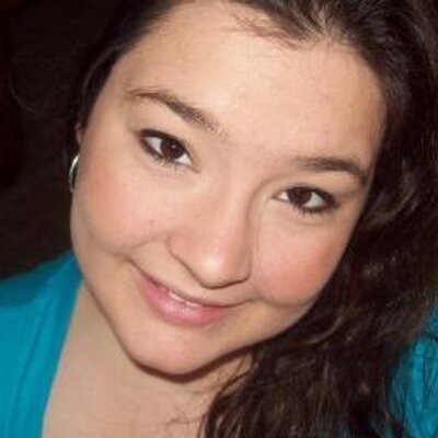 Profile Picture of Julianne Hansen (@K1Hansen) on Twitter