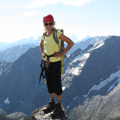 Profile Picture of Anne P. Stumpos (@Astumpy) on Twitter