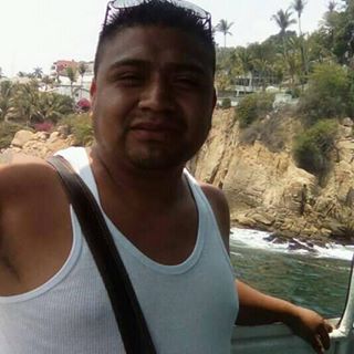 Profile Picture of Leo Clara (@leo.clara.750) on Facebook