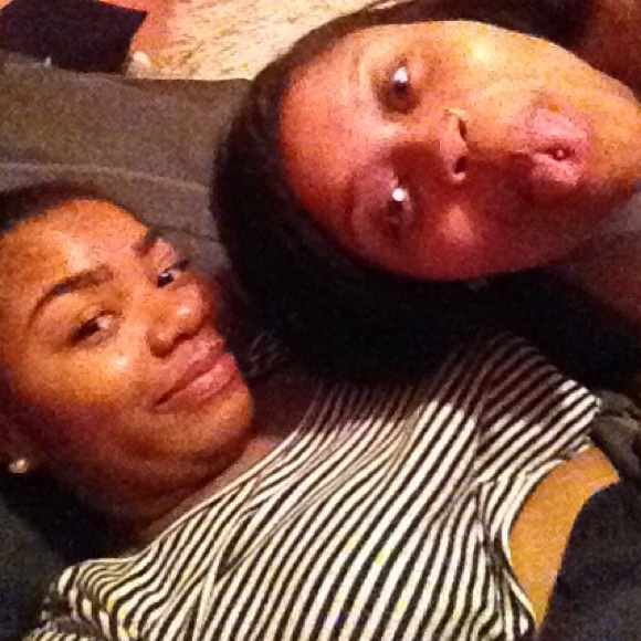 Creyonna Sellman - Poshmark Profile Picture of Creyonna Sellman (@crey95) on Poshmark