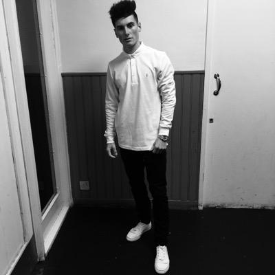 Profile Picture of Josh Mason (@JoshMasonLeeds) on Twitter