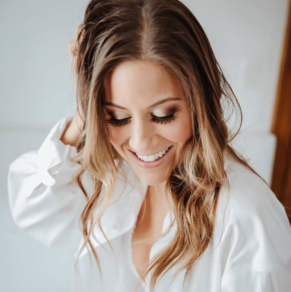 Profile Picture of Kara knight Fendryk (@kfendryk05) on Poshmark