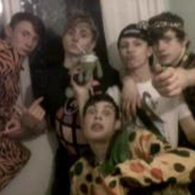 Profile Picture of Tom Smalling (@JimCalling123) on Twitter