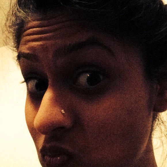 Profile Picture of Anirudh Mulukutla (@akmuluku) on Poshmark