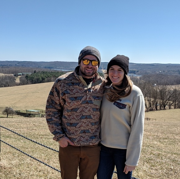 Profile Picture of Mason Hicks (@mwh45) on Poshmark