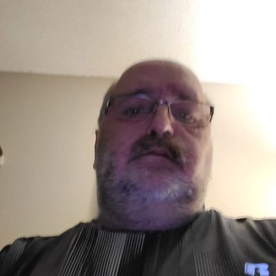 Profile Picture of Robert Rutledge (@RobertR12474018) on Twitter