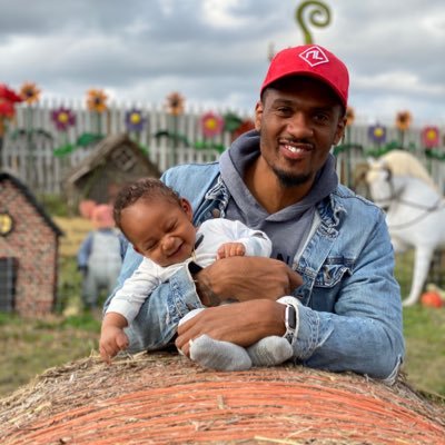 Profile Picture of Earl Brown Jr. (@Ebjr7__) on Twitter
