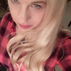 Profile Picture of Beverly Chase (@zevbell) on Pinterest