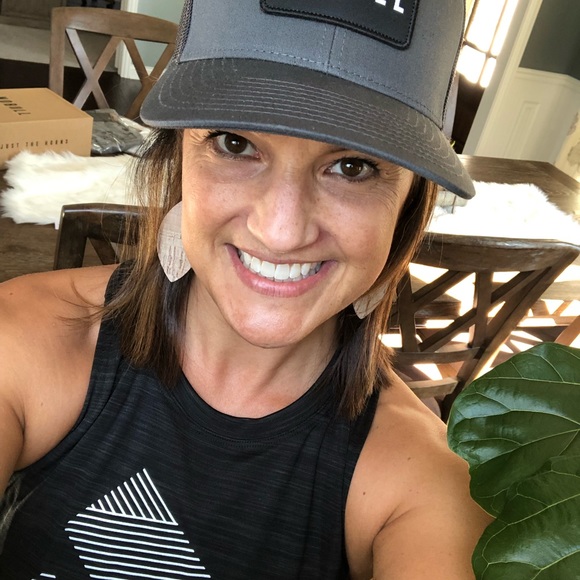 Profile Picture of Paula Jackson (@paulatj22) on Poshmark