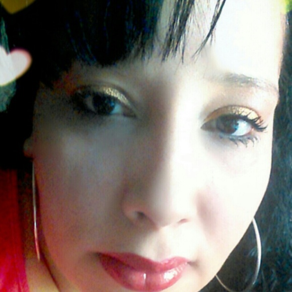 Profile Picture of Gregoria Rosado (@gregoriamerida) on Poshmark