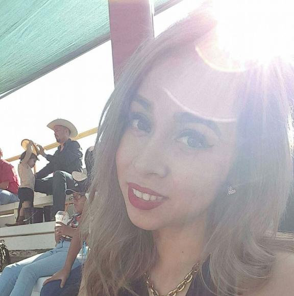 Profile Picture of Alex Yezzid (@almayvalles) on Poshmark