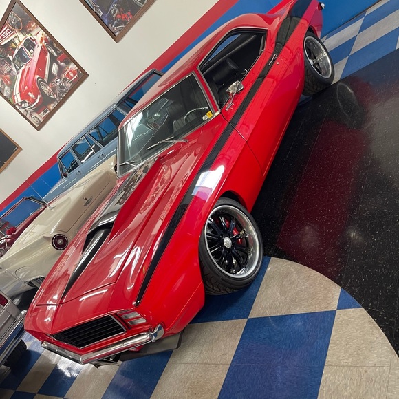 Profile Picture of Joe Garcia (@jag7179) on Poshmark