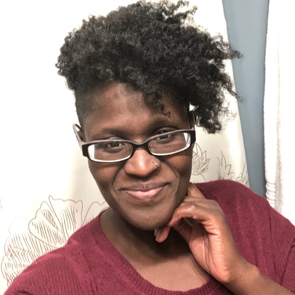 Profile Picture of Krista Hendry-vincent (@khv2113) on Poshmark