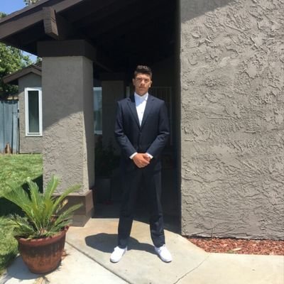 Profile Picture of Ben 🌹 (@king_miramontes) on Twitter