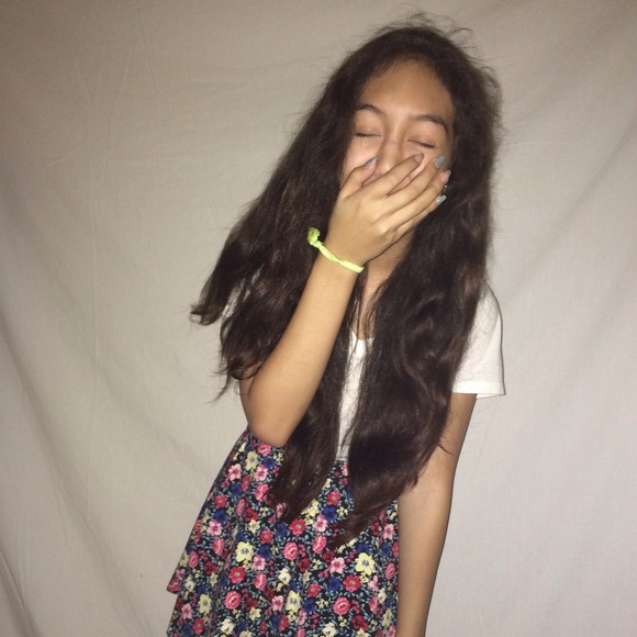 Profile Picture of Hazel Araceli (@ughhazel) on Poshmark