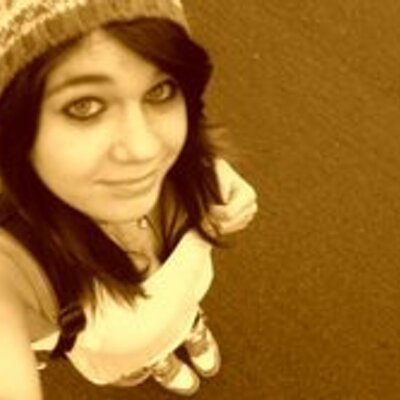 Profile Picture of Stephanie Ziegler (@twinkletoes4933) on Twitter